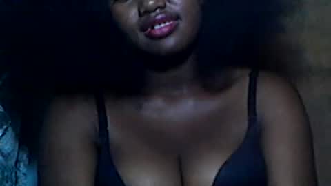 vaniah321 online show from January 15, 2025, 7:59 am