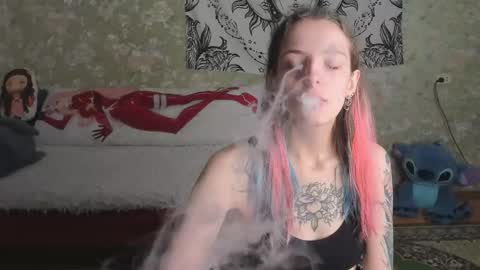 Snapshot of vanilla_arya chatting on November 17, 2025, 10:54 am Adelina online show from November 17, 2025, 10:54 am