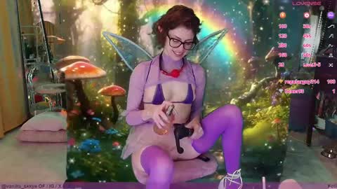 Snapshot of vanilla_skkye chatting on September 22, 2025, 2:35 am Skkye online show from September 22, 2025, 2:35 am