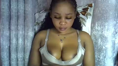 vanillavenus online show from July 10, 2026, 1:14 pm