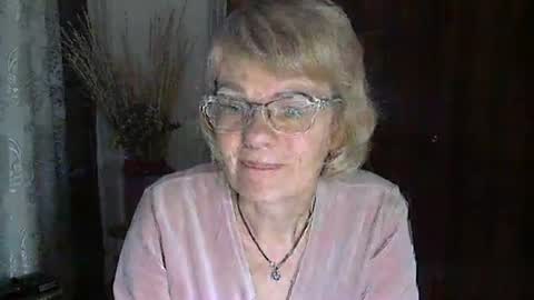 Snapshot of vanillaxcreamy chatting on January 8, 2025, 3:28 pm Vanillaxcreamy online show from January 8, 2025, 3:28 pm