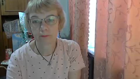 Snapshot of vanillaxcreamy chatting on February 7, 2025, 12:06 pm Vanillaxcreamy online show from February 7, 2025, 12:06 pm