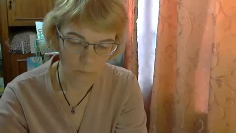 Snapshot of vanillaxcreamy chatting on February 21, 2025, 2:38 pm Vanillaxcreamy online show from February 21, 2025, 2:38 pm