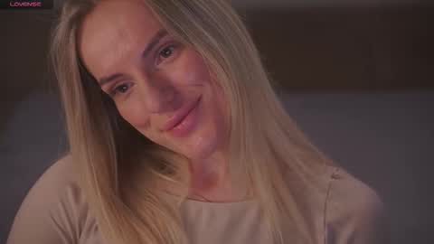 Sophie online show from February 7, 2026, 2:04 am