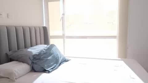 Elizabeth online show from January 17, 2026, 8:01 pm