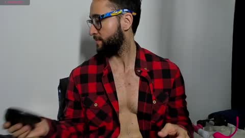 Snapshot of vann_helsing chatting on February 27, 2025, 7:47 pm Van online show from February 27, 2025, 7:47 pm