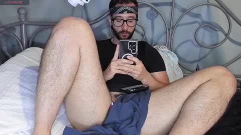 Snapshot of vann_helsing chatting on October 29, 2025, 3:47 pm Van online show from October 29, 2025, 3:47 pm