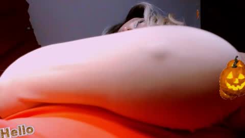 Snapshot of vanne_amet chatting on October 7, 2025, 12:41 am free follow me online show from October 7, 2025, 12:41 am