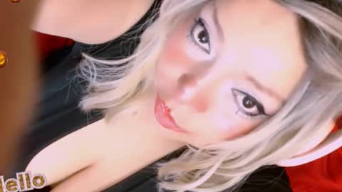 Snapshot of vanne_amet chatting on October 16, 2025, 1:01 pm free follow me online show from October 16, 2025, 1:01 pm