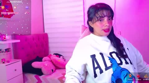 Snapshot of vannessa_shy chatting on December 19, 2024, 12:24 am Vanesa online show from December 19, 2024, 12:24 am