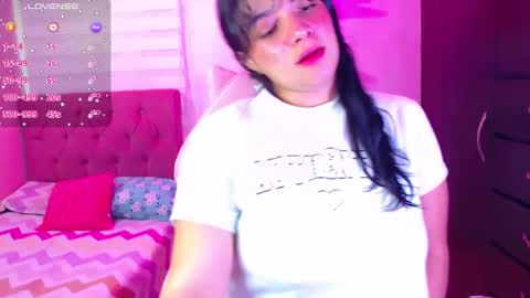 Snapshot of vannessa_shy chatting on January 13, 2025, 4:19 pm Vanesa online show from January 13, 2025, 4:19 pm