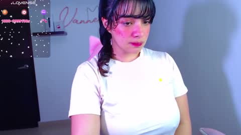 Snapshot of vannessa_shy chatting on March 11, 2025, 1:05 am Vanesa online show from March 11, 2025, 1:05 am