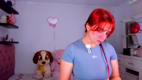 Snapshot of vannessa_shy chatting on July 5, 2026, 8:16 pm Vanesa online show from July 5, 2026, 8:16 pm