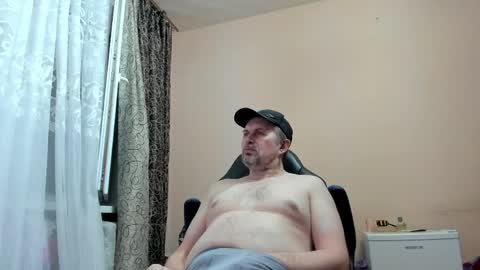 vano_822 online show from May 24, 2026, 8:36 pm