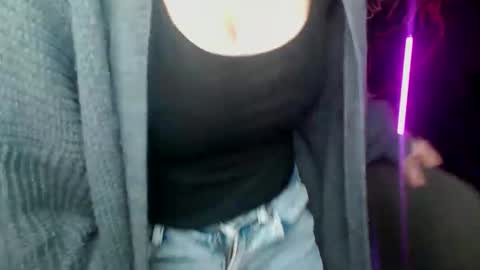 Vanessa online show from November 30, 2025, 7:01 am