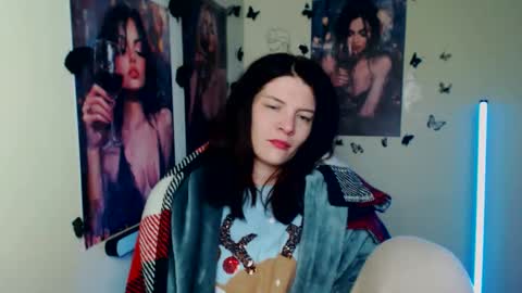 Vanessa online show from January 15, 2026, 5:34 am