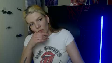 Snapshot of vanrey_ chatting on April 30, 2026, 4:02 pm Vanessa online show from April 30, 2026, 4:02 pm
