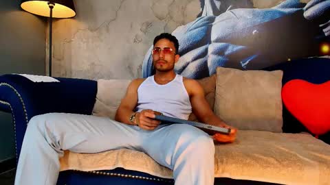 Vans Ross online show from February 23, 2026, 7:11 pm