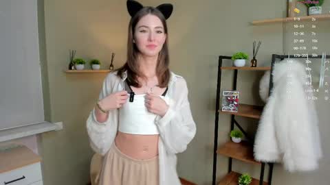 Snapshot of vanvanvibe chatting on June 5, 2026, 5:07 pm Charline online show from June 5, 2026, 5:07 pm