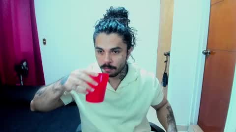 Snapshot of vanvelckan_ chatting on July 21, 2026, 2:03 am vanvelckan_ online show from July 21, 2026, 2:03 am