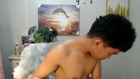 vanxxx2005 online show from January 5, 2025, 10:08 pm