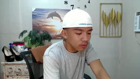 vanxxx2005 online show from January 18, 2025, 7:58 pm