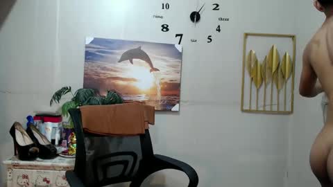 vanxxx2005 online show from January 18, 2025, 11:00 pm