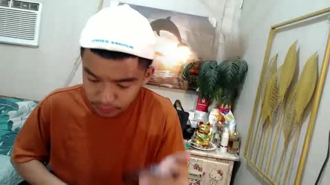 vanxxx2005 online show from February 23, 2025, 8:55 pm