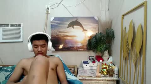 vanxxx2005 online show from February 25, 2025, 5:41 am