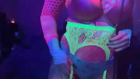 vapourbabe online show from February 2, 2025, 6:37 am