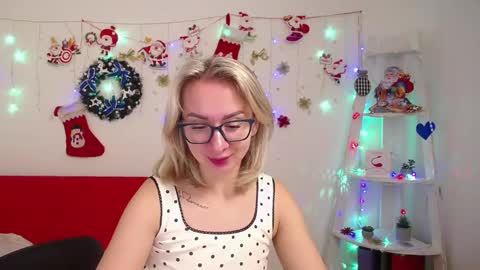Snapshot of vasilisasii chatting on December 19, 2024, 6:23 am Vasilisa online show from December 19, 2024, 6:23 am