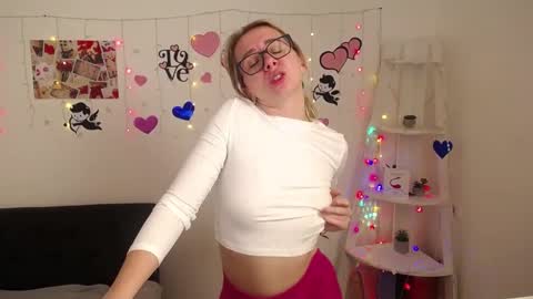 Snapshot of vasilisasii chatting on January 18, 2025, 4:10 pm Vasilisa online show from January 18, 2025, 4:10 pm