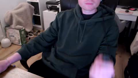 Vaslo online show from April 2, 2026, 4:59 pm