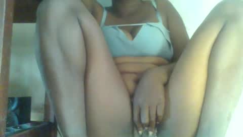 vayanah317 online show from June 18, 2026, 11:47 am