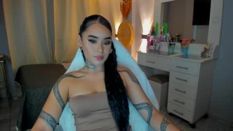 Vayolett Bass online show from February 20, 2026, 4:09 am