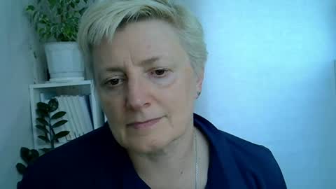 vea_motty online show from June 20, 2026, 2:09 pm