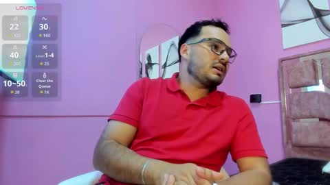 Snapshot of veci_and chatting on February 18, 2026, 7:32 pm veci_and online show from February 18, 2026, 7:32 pm