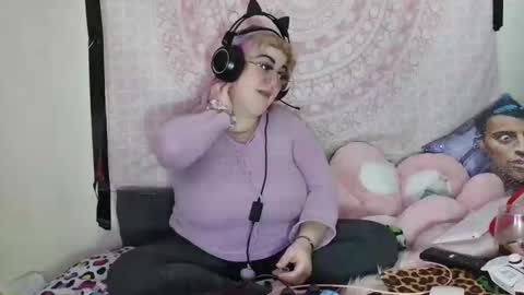 Veronica Lehane online show from December 9, 2024, 12:34 am