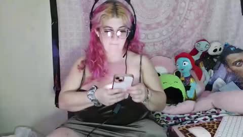 Veronica Lehane online show from December 25, 2024, 4:44 am