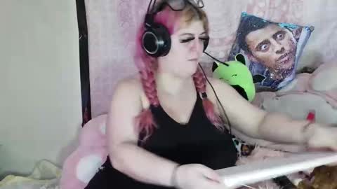 Veronica Lehane online show from January 4, 2025, 12:38 pm