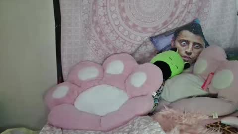 Veronica Lehane online show from January 6, 2025, 3:20 am