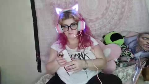 Veronica Lehane online show from February 7, 2025, 7:50 am