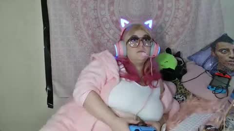 Veronica Lehane online show from February 15, 2025, 5:50 pm