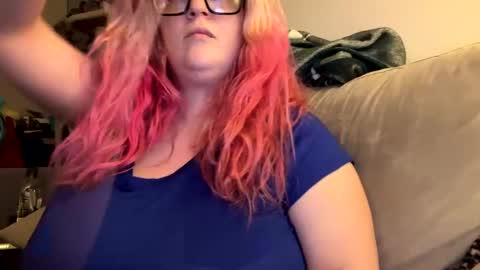 Veronica Lehane online show from March 10, 2025, 3:23 am