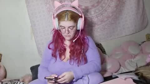 Veronica Lehane online show from November 16, 2025, 12:22 pm