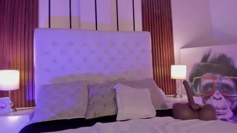 VEGA  online show from November 16, 2025, 11:21 pm