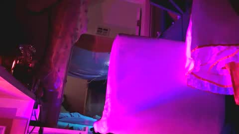 Snapshot of vegasmd chatting on February 18, 2026, 10:44 am vegasmd online show from February 18, 2026, 10:44 am