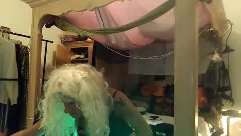 Snapshot of vegasmd chatting on March 1, 2026, 1:40 am vegasmd online show from March 1, 2026, 1:40 am