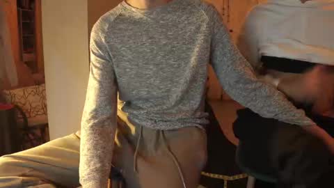 Snapshot of veilederos chatting on March 10, 2025, 6:56 pm VeiledEros online show from March 10, 2025, 6:56 pm