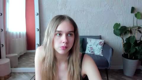 Snapshot of vel1ka chatting on September 27, 2025, 9:14 am Barbara online show from September 27, 2025, 9:14 am